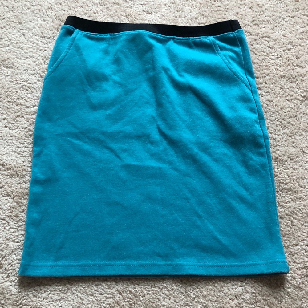 Like New Teal Mini Skirt 💁🏻‍♀️